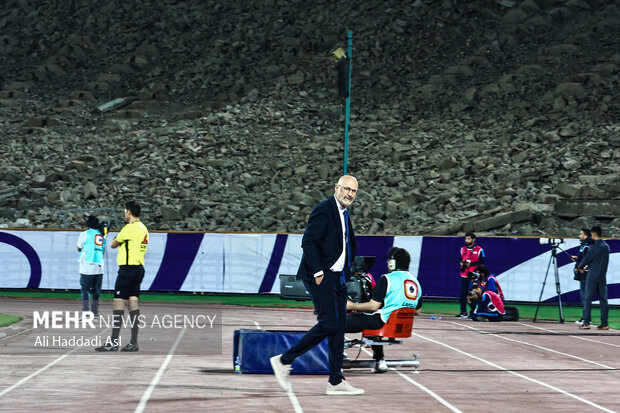 استقلال بد پرسپولیس بدتر؛ دو تیم تراکتور را به سمت قهرمانی «هُل» دادند